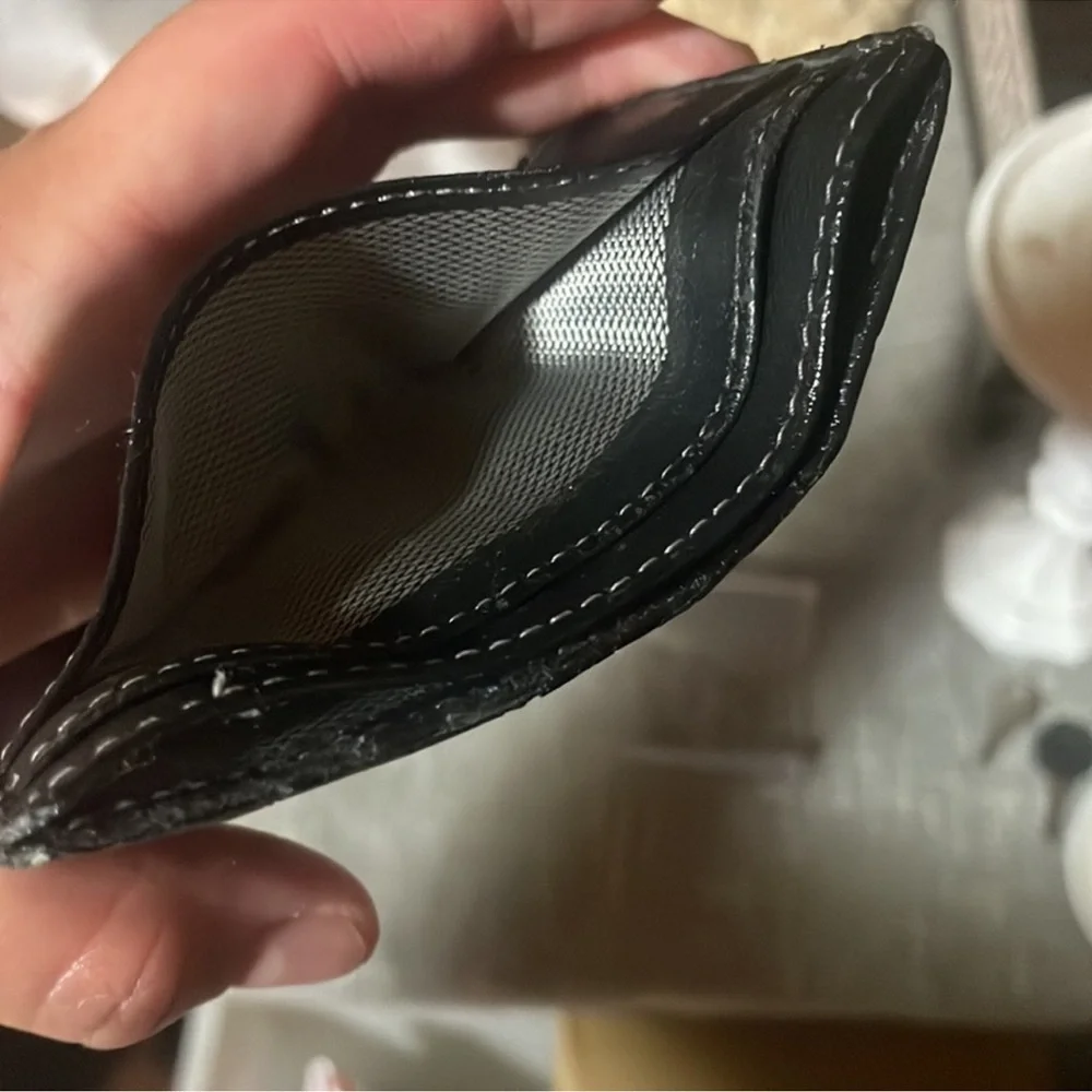 CHANEL BLACK QUILTED LAMBSKIN CARDHOLDER WALLET